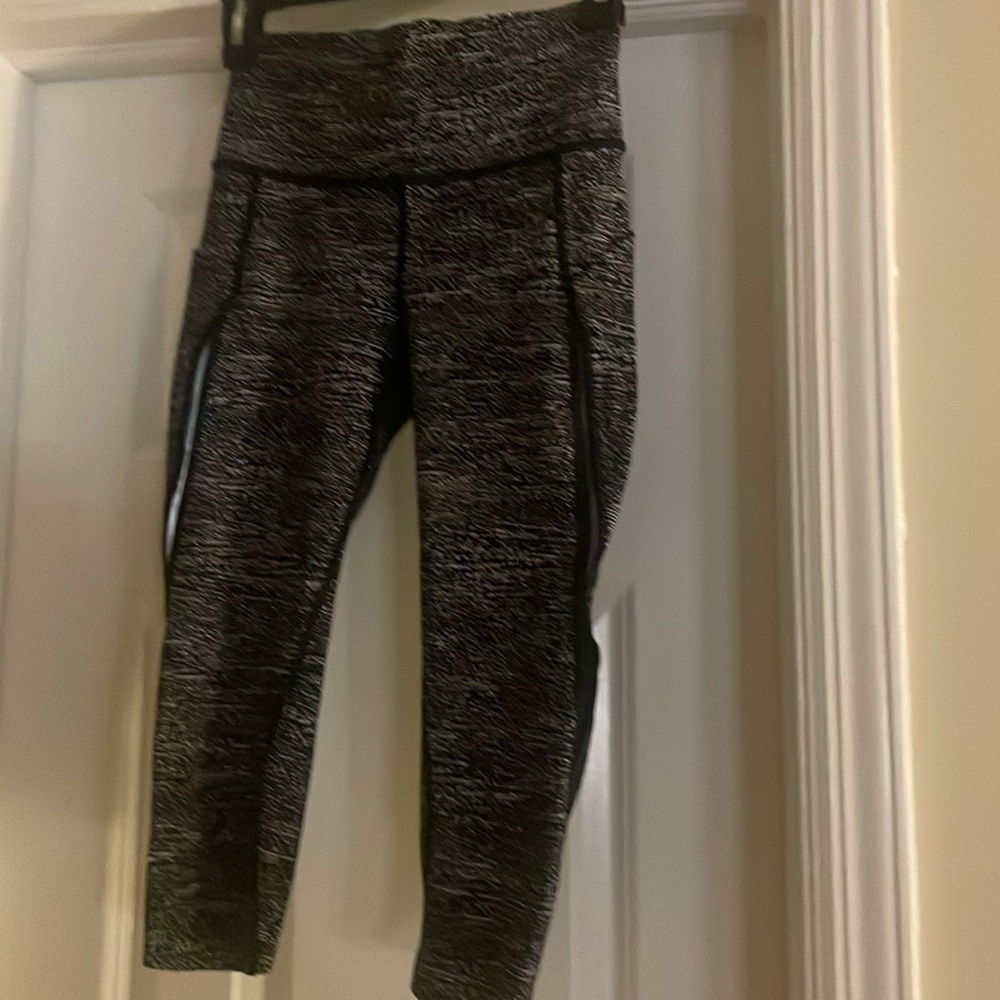 Lululemon pants. Size 4.